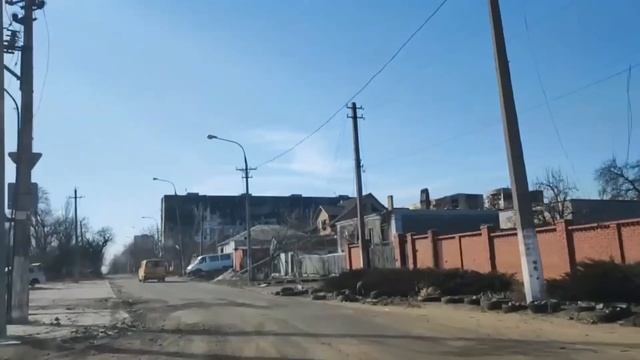 Здесь был "Дом Павлова" где окружили 50 морпехов смотреть онлайн