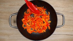 ЛАПША ВОК С КУРИЦЕЙ И ОВОЩАМИ