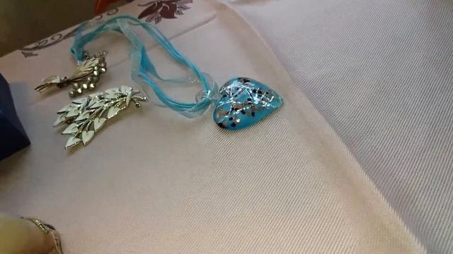 Розовый перламутр в винтажных серьгах ))) смотреть онлайн