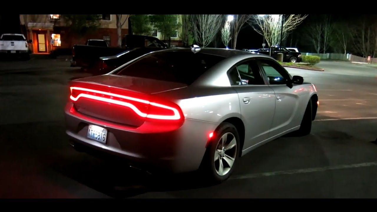 Dodge Charger 2015 на русском