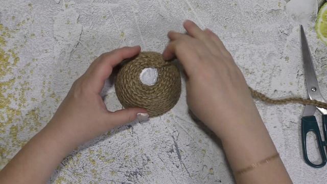ПАСХАЛЬНЫЕ ПОДЕЛКИ своими руками/ ПАСХАЛЬНАЯ КОРЗИНКА из ДЖУТА/EASTER CRAFTS DIY смотреть онлайн