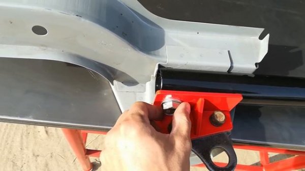 Комплект усиленного крепления заднего бампера на Ниву