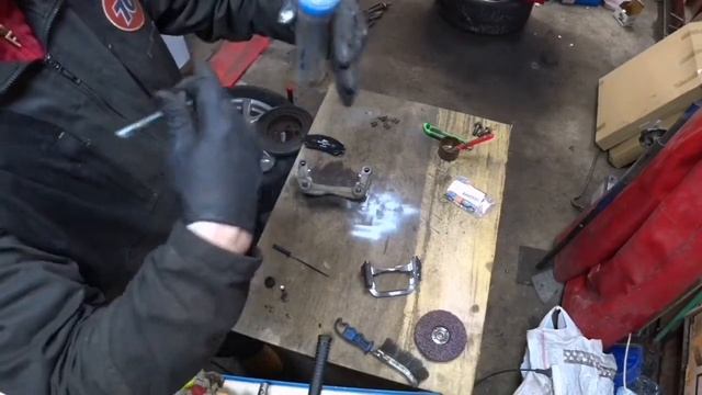 Как правильно менять колодки. Обслуживание тормозной системы Nissan x-trail. Профилактика тормозов. смотреть онлайн