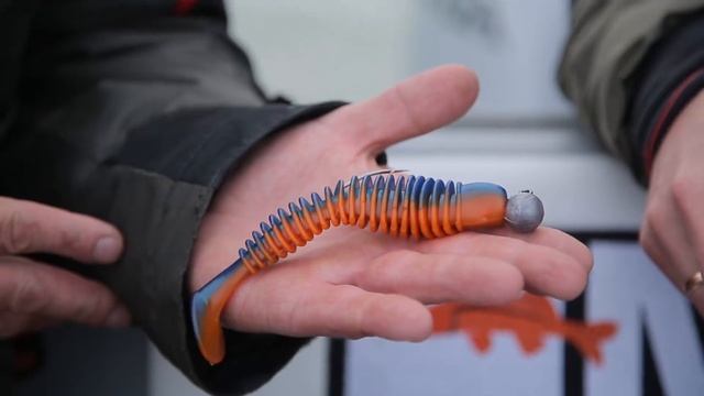 Последний лед! Джиг по открытой воде, весна! Сколько же судака и щуки в этой канаве?! смотреть онлайн