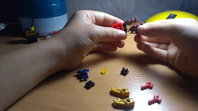 Показываю Как сделать прикольного робота из Лего смотреть онлайн