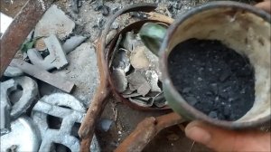 Плавка СПЛАВА ЦАМ , перерабатываю разный хлам , в СОКРОВИЩЕ , Отливаю чистые слитки , цинка