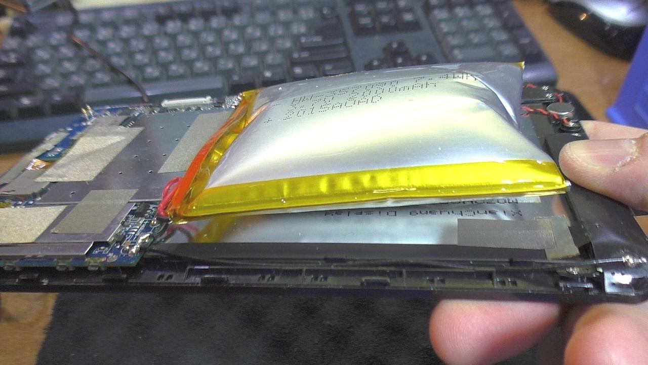 ЭЛЕМЕНТАРНОЕ. Вспух аккумулятор планшета Oysters T72ER 3G смотреть онлайн