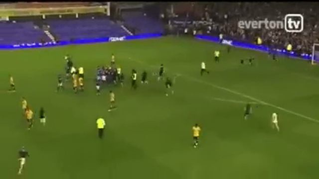 Tony Hibbert first goal for Everton vs AEK Athens in his testimonial game смотреть онлайн