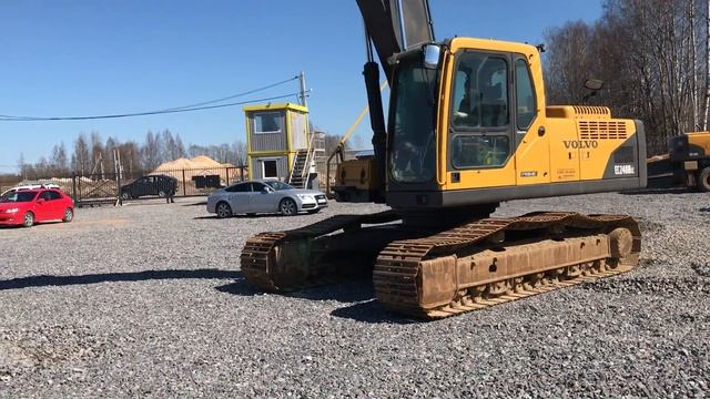 VOLVO EC240BLC