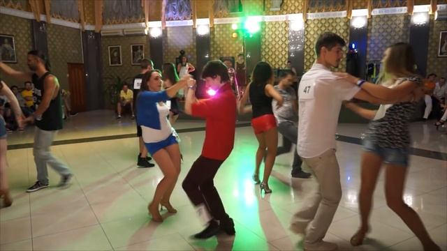 Sunny Days bachata Jack & Jill Advanced 1/4 final part 6 смотреть онлайн