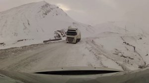 Военно грузинская дорога Крестовый перевал от таможни