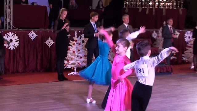 Бально-спортивные танцы.Подборка моих танцев.sport Ballroom Dances.Почему мы выбрали бальные танцы？Б