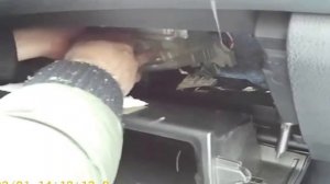 TOYOTA RAV-4. Замена салонного фильтра на ТОЙОТА РАВ-4 (2013-2017г.)