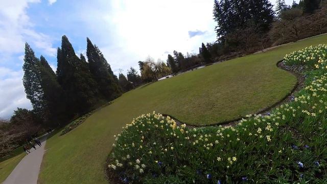 Van Dusen Botanical Garden and Queen Elizabeth Park Part II смотреть онлайн
