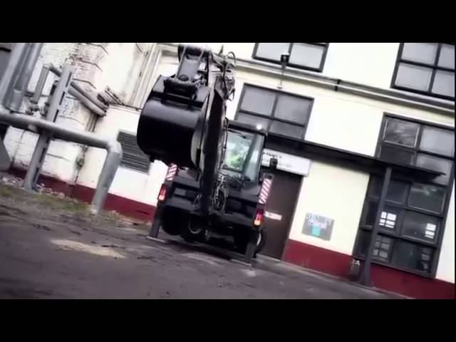 Экскаватор погрузчик TLB 825 от RM TEREX/ Backhoe loader TLB 825 from RM TEREX смотреть онлайн