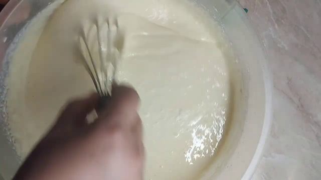 Татарские дрожжевые блины Тэбикмэк на манной крупе. Получаются пышные, мягкие и ооочень вкусные! смотреть онлайн