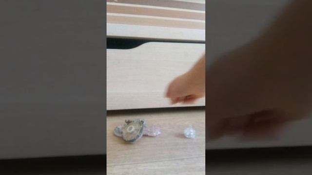 сборки бейблейдов по цветам! смотреть онлайн