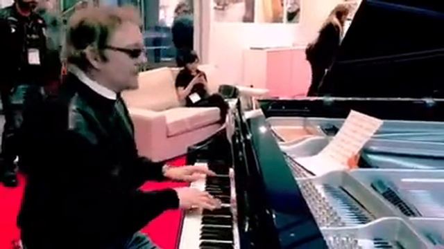 Scott Lund improv Giant Steps on Fazioli piano at NAMM2018 смотреть онлайн