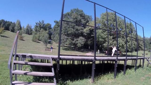 Vlog: Дуб Черешчатый. Гуляем в парке в поселке Дубовое. смотреть онлайн