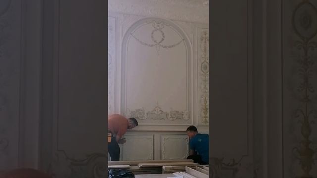 Столярные будни:Монтаж панелей. #мдф #шпон #декор смотреть онлайн