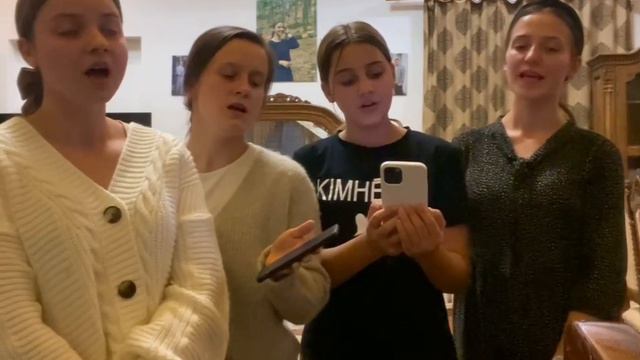 🙏Бог есть любовь - красивое пение сестёр 🎵