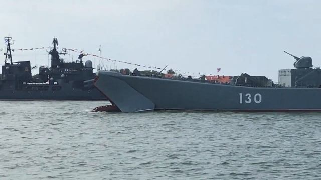 Большой десантный корабль смотреть онлайн