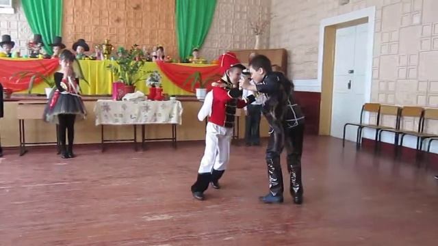 Муха Цокотуха, 24,05 2017, бой Комара с Пауком смотреть онлайн