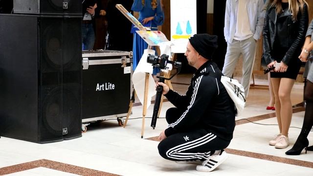 Как выглядит настоящий Sony-man? смотреть онлайн