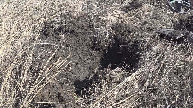 ТОННЫ МЕТАЛЛА!!! Эта поляна кормит многих. Больше 2х тонн за 2 дня. Бьём рекорды металлокопа 2021. смотреть онлайн