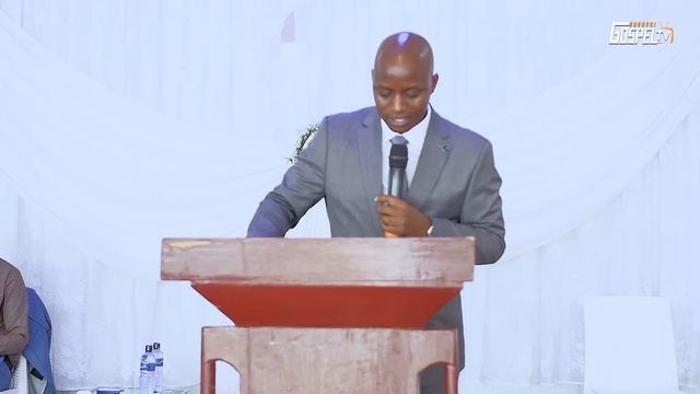 Ibiganiro bikwiriye hagati y'Abubakanye - Pastor Désiré HABYARIMANA смотреть онлайн