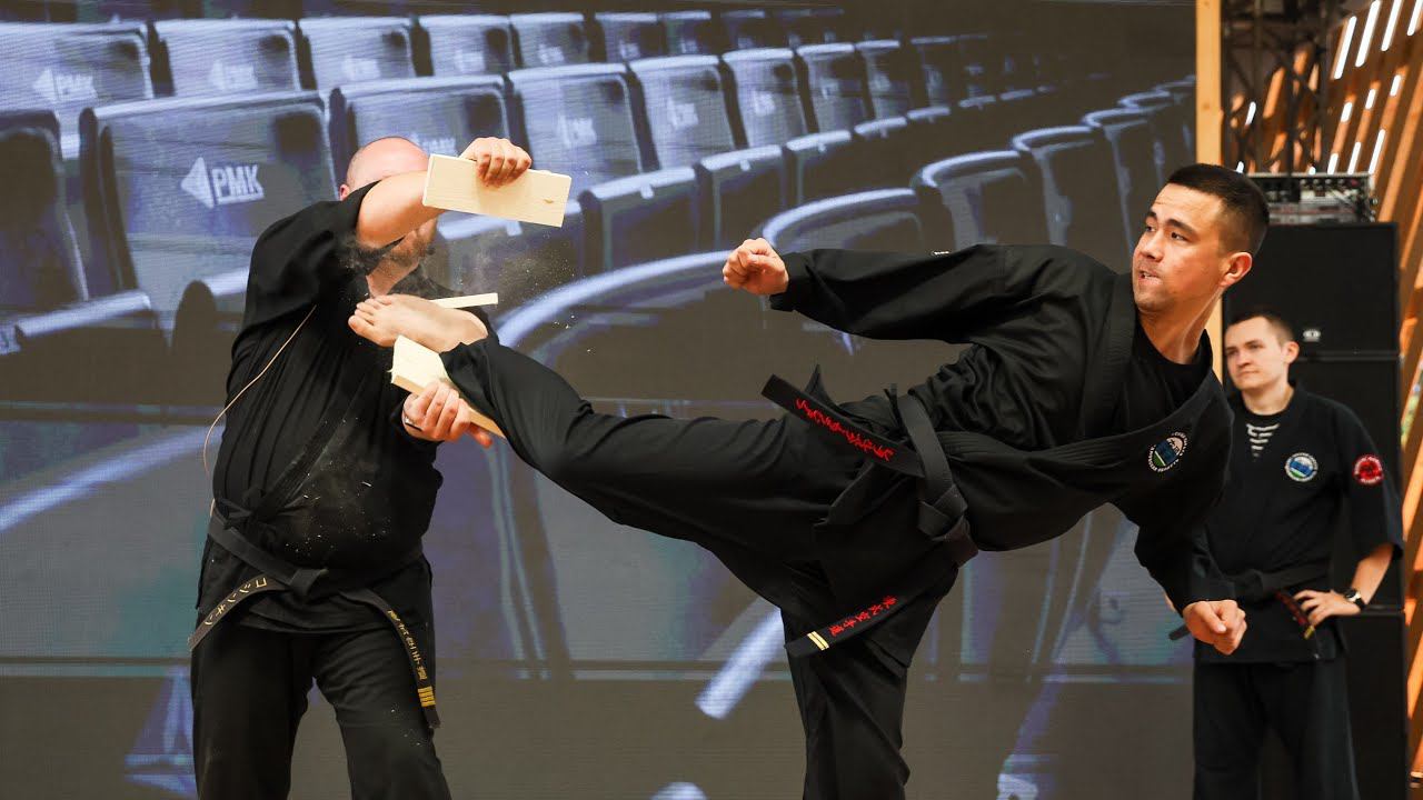 Сборная Свердловской области по Косики Каратэ | Показательная тренировка смотреть онлайн