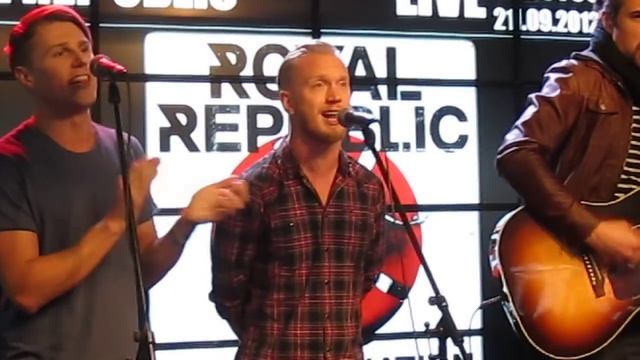 Royal Republic @ Saturn Hamburg, 21.09.2012 ADDICTIVE смотреть онлайн