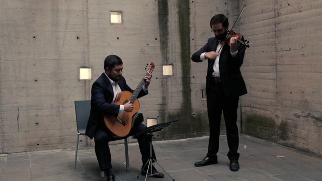 Sonata for Violin and Guitar, Op. 3, No. 6 (Niccolò Paganini) - Carlos Arias y Ricardo Salinas смотреть онлайн