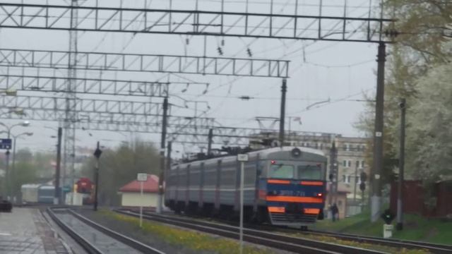 Отправление электропоезда ЭР9Т - 711 со станции "Минск - Восточный". смотреть онлайн