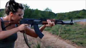 СУПЕР КЛИП - АВТОМАТ КАЛАШНИКОВА !!!