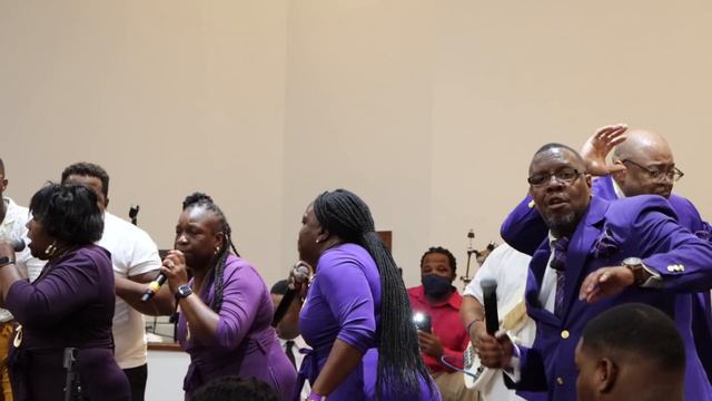 Flossie Boyd Johnson & Favor - King Jesus (7/24/2022) ____in Louisville MS смотреть онлайн