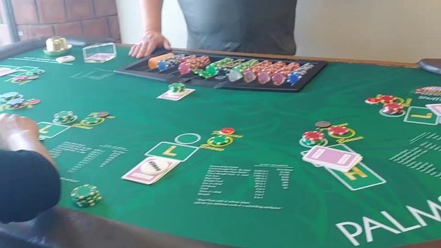 How to deal Pai Gow Poker part 2 ( PCI Dealer school Las Vegas ) смотреть онлайн