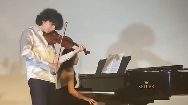 Вошебная скрипка. Сквозь века... смотреть онлайн