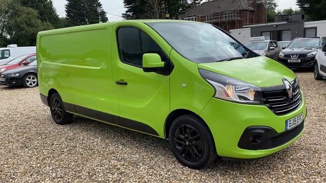 15 15 Renault Trafic 1.6 dCi ENERGY 29 Sport Panel Van 5dr Diesel Manual LWB EU5 (s/s) (120 ps) смотреть онлайн