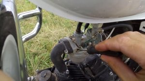 Alpha RX 110. Регулировка холостого хода на мопеде. 2 способа.