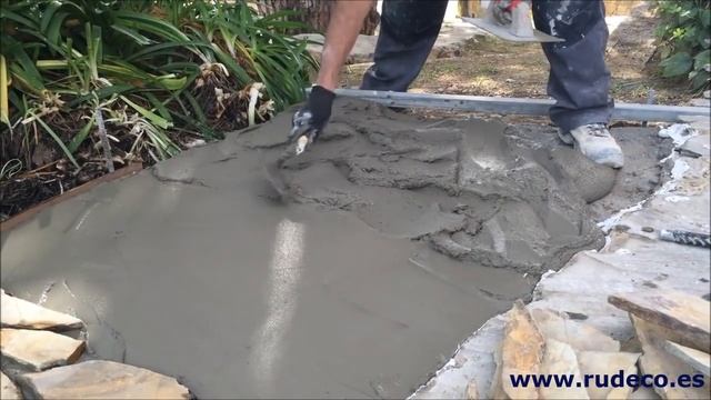 COLOCACIÓN DE PAVIMENTO DE PIEDRA NATURAL. VÍDEO 2 смотреть онлайн