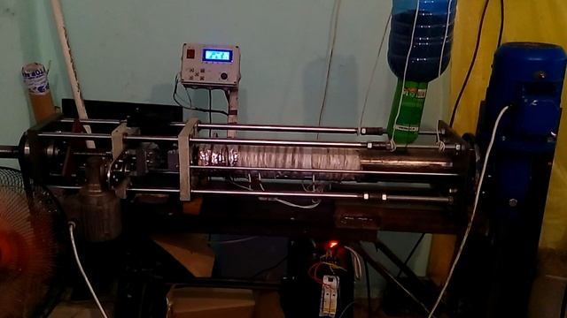 Самодельный электрический Термопластавтомат    Ingection Molding Mashine