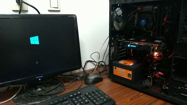 藤小二 2019年 電腦DIY組裝教學-技嘉AORUS RX580 8G (AORUS-8GD)顯示卡，風扇聲異常的問題。結果是BUG，無解！(2019/01/02) смотреть онлайн