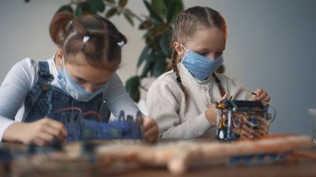 Я ПОТЕРЯЛ СЛУХ На 10 Дней: Сошел с ума? Эксперимент смотреть онлайн