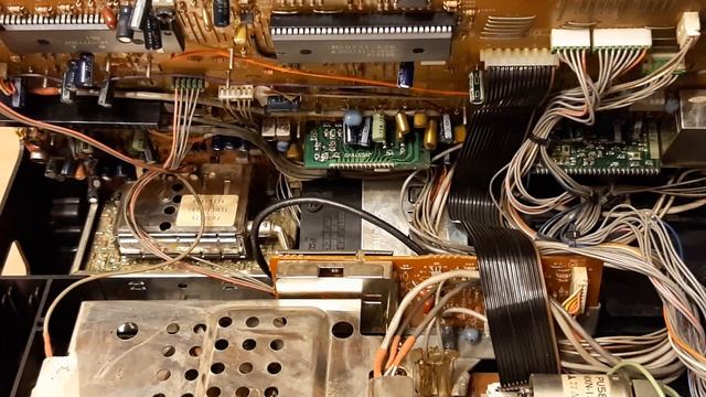 Восстановление видеомагнитофона JVC HR-D210EE смотреть онлайн