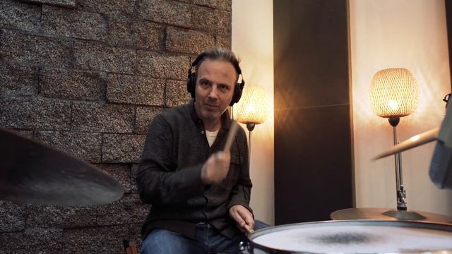 Studio Boma Session 1 : Stef Kamil Carlens + Teun Verbruggen + Dimitri Verhulst смотреть онлайн