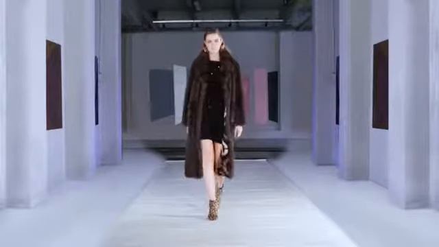 Норковая шуба из Италии смотреть онлайн