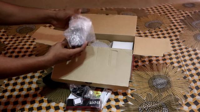 Canon EOS 700D Unboxing with Dual Kit Lens смотреть онлайн