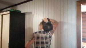 жим 16 кг, у стены на трицепс 20 раз