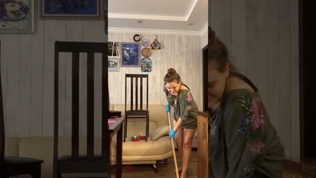 ЧИСТКА ПЛИТКИ смотреть онлайн